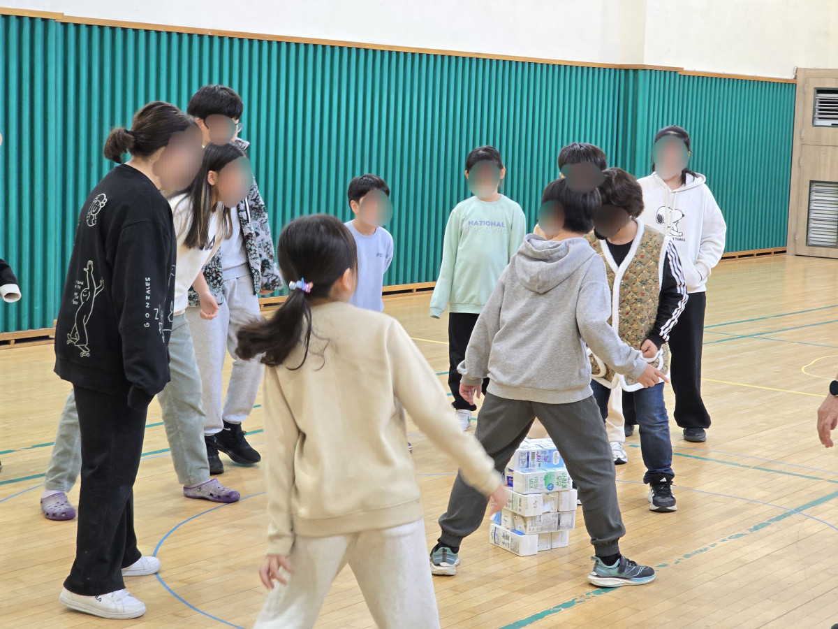 75518b8584358daeef56f7c64446c710_1763194431_4257.jpg